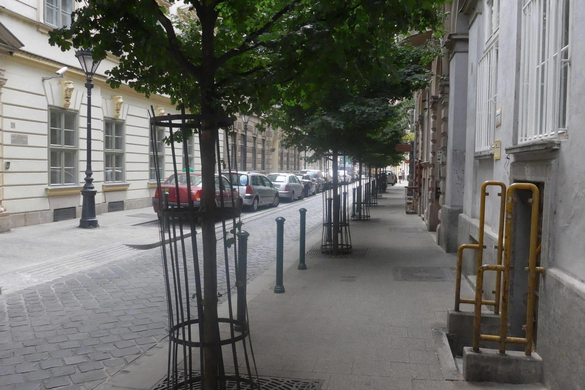 Apartmanhotel Amber Terrace Downtown 3*